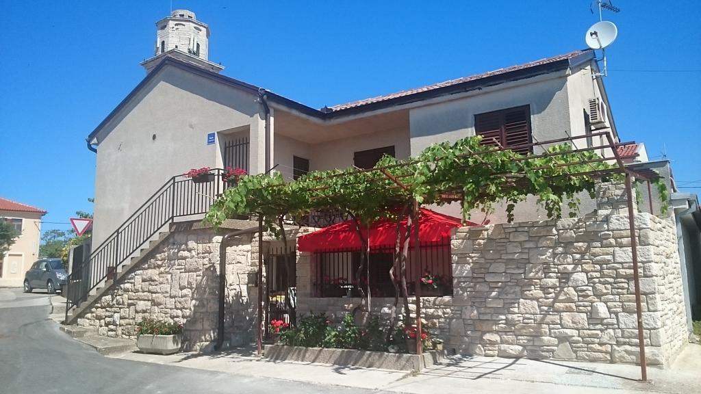 Apartments Steffi Premantura Exterior photo